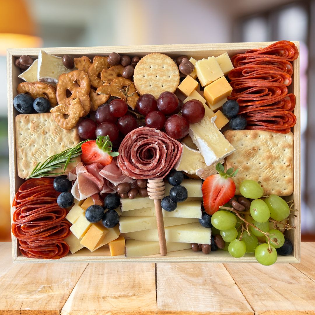 Large Charcuterie Board (4-6 People)